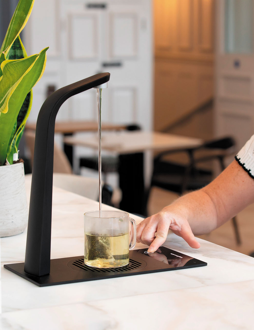 Borg & Overstrom Integrated Hot and Cold T3 Tap