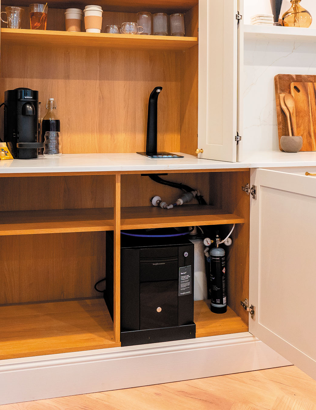 Borg & Overstrom T3 Tap with under counter unit